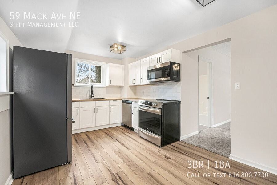 59 Mack Ave Ne - Photo 4 of 14