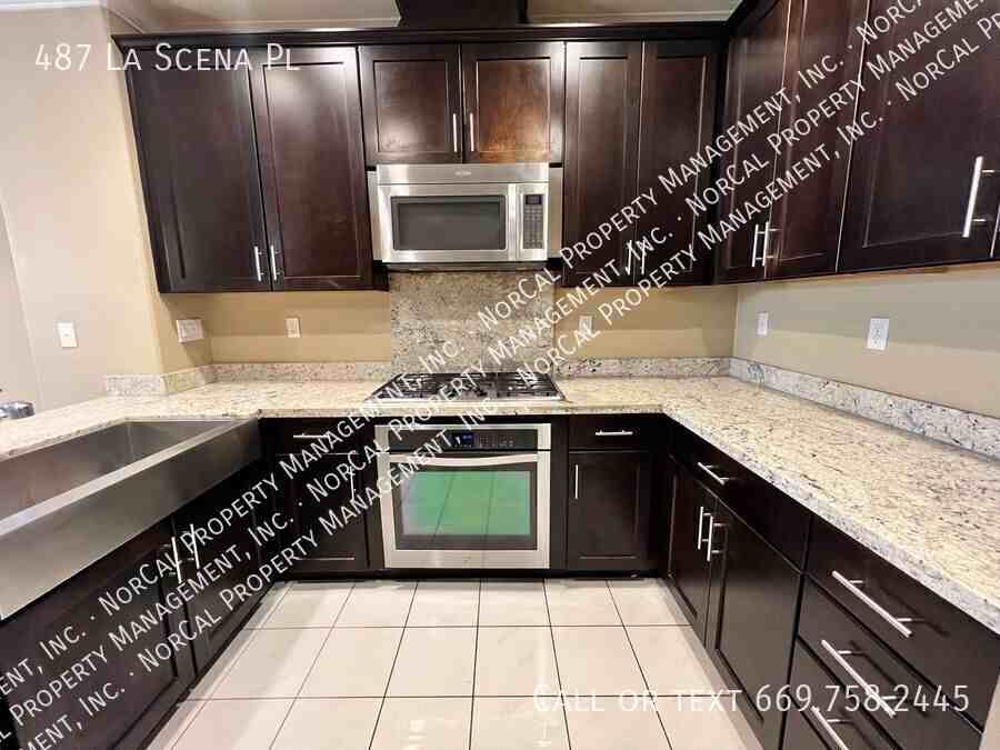487 La Scena Pl - Photo 6 of 24
