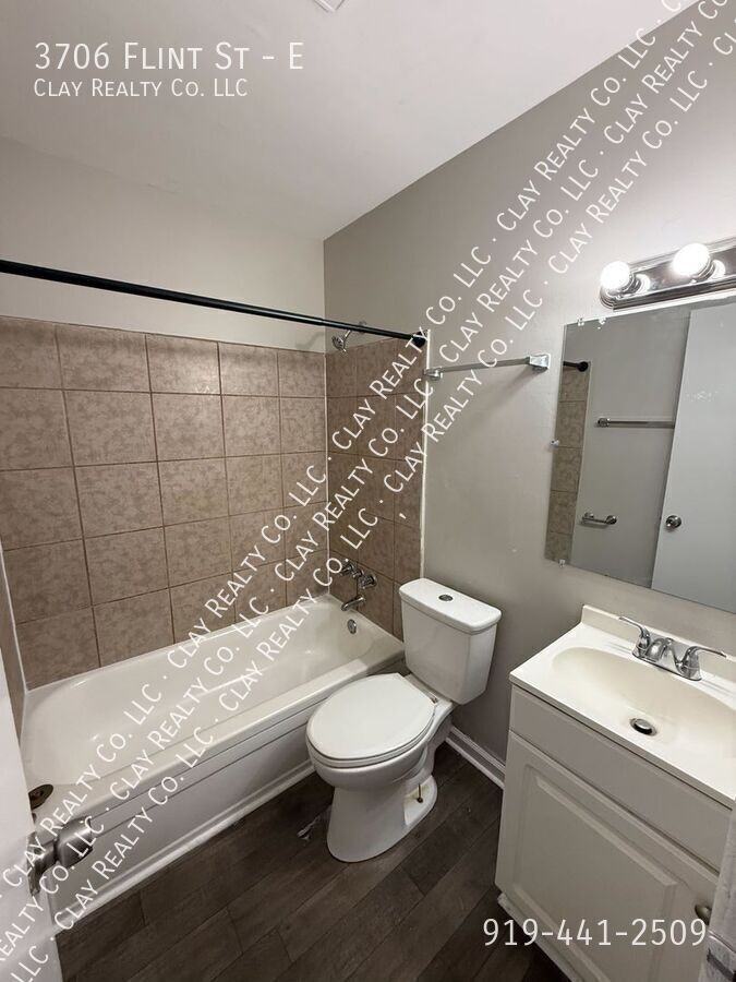 3706 Flint St #E - Photo 6 of 15