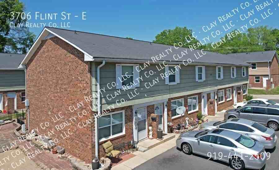 3706 Flint St #E - Photo 7 of 15
