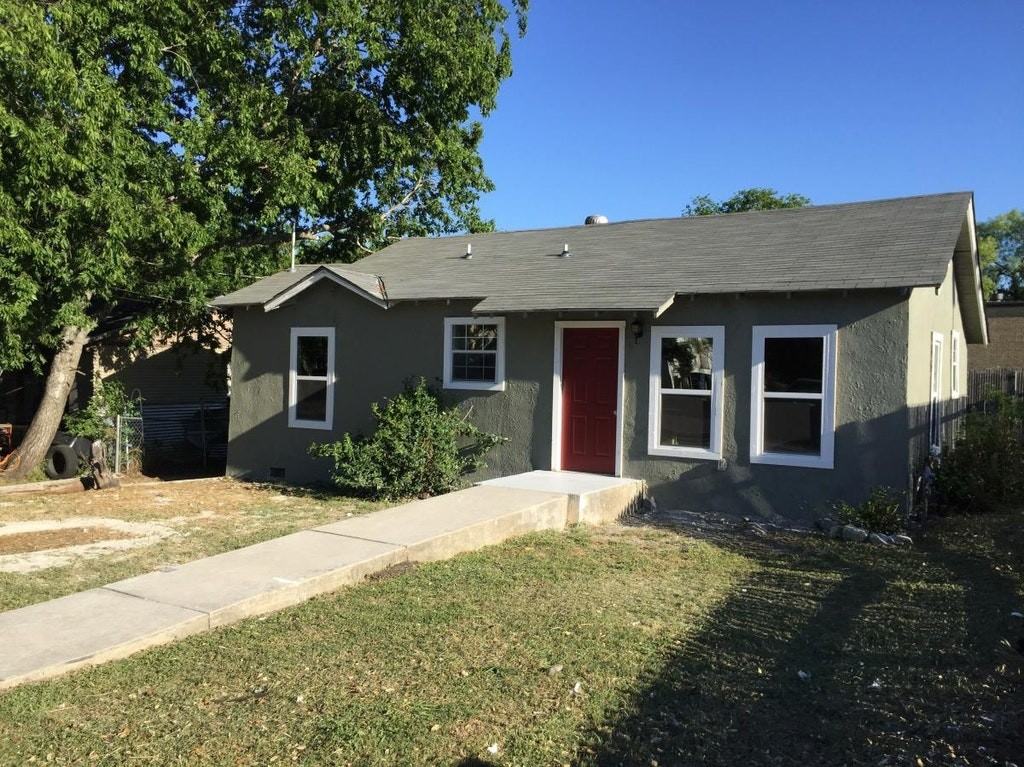 710 Poinsettia Street - Photo 2 of 8