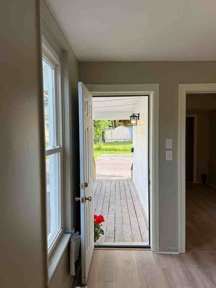 105 Sweeting Street - Photo 5 of 15