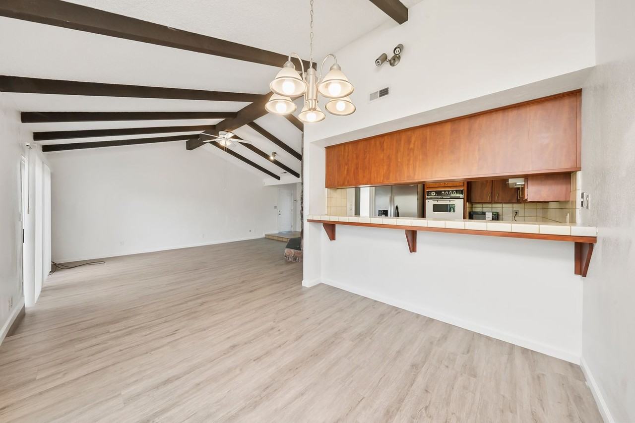 6228 Riverside Blvd - Photo 5 of 15