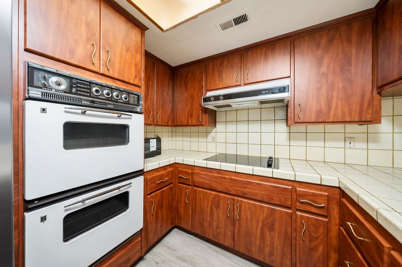 6228 Riverside Blvd - Photo 7 of 15