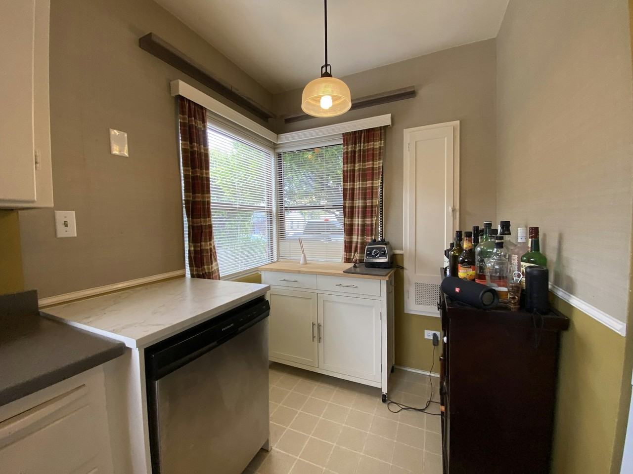4735 Valencia Drive, Unit Front - Photo 6 of 16