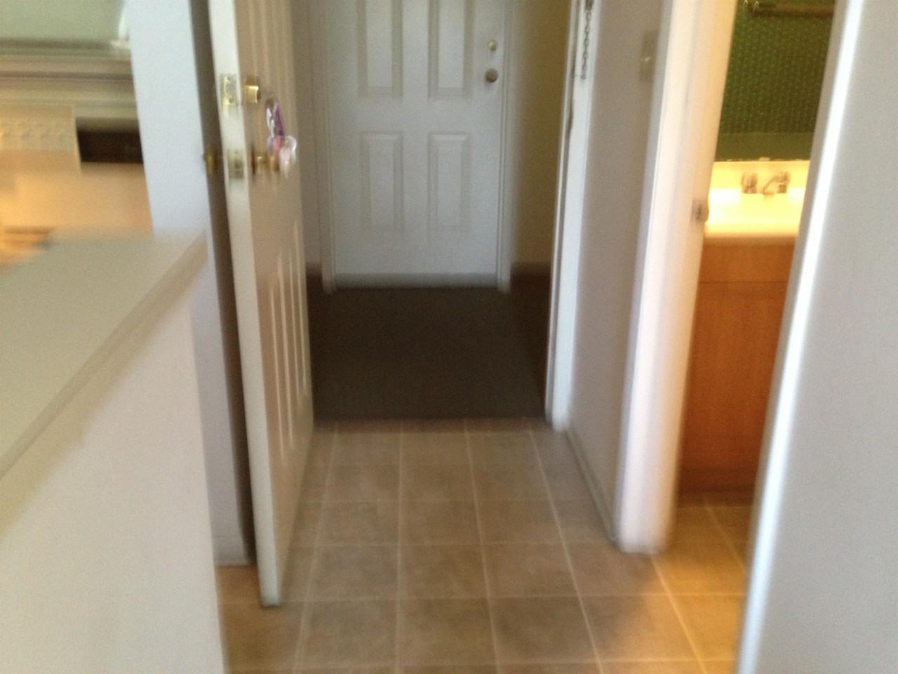 1600 Park Cir #211 - Photo 3 of 6