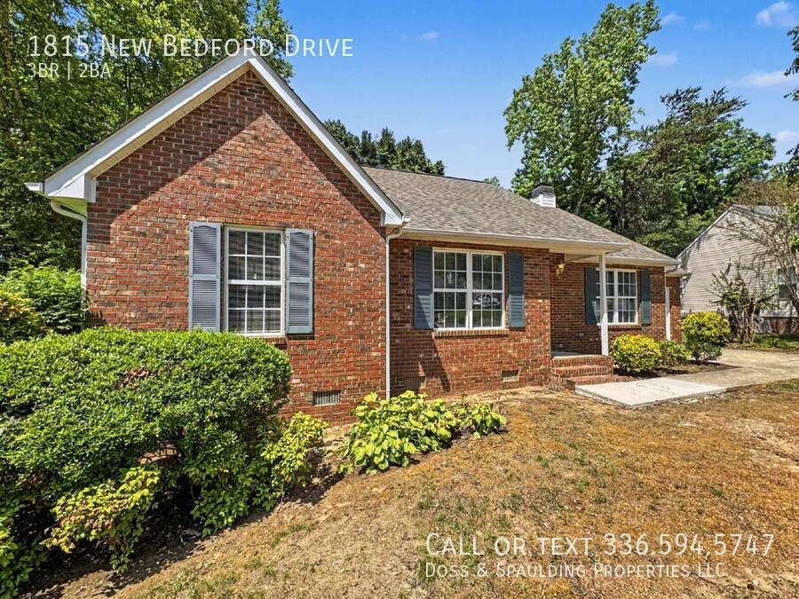 1815 New Bedford Dr - Photo 3 of 27