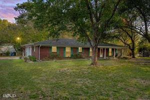 featured image of 595 N Main St