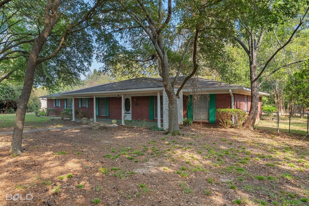595 N Main St - Photo 5 of 15