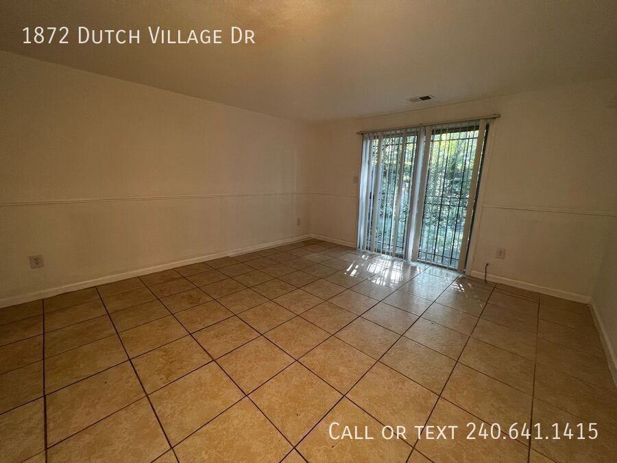1872 Dutch Village Dr - Photo 6 of 12