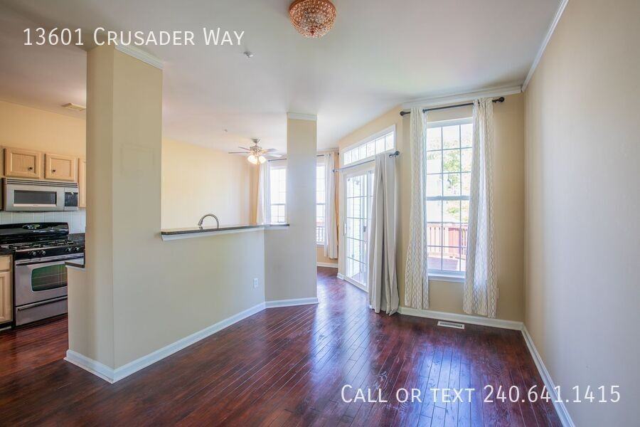 13601 Crusader Way - Photo 5 of 33