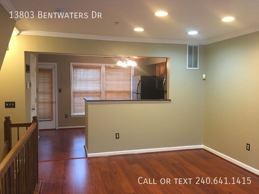 13803 Bentwaters Dr - Photo 4 of 21