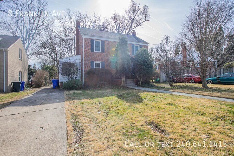 8 Franklin Ave - Photo 2 of 39