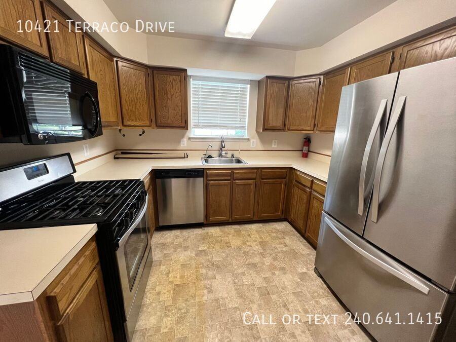 10421 Terraco Dr - Photo 6 of 27