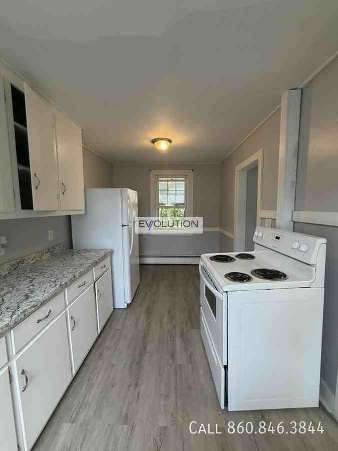 46 Maple St #FL1