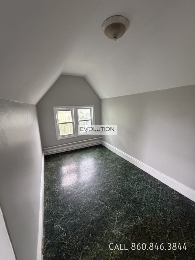 130 Bradley Ave #405 - Photo 4 of 5