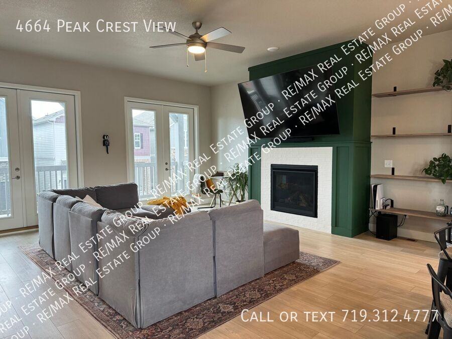 4664 Peak Crest Vw - Photo 3 of 27
