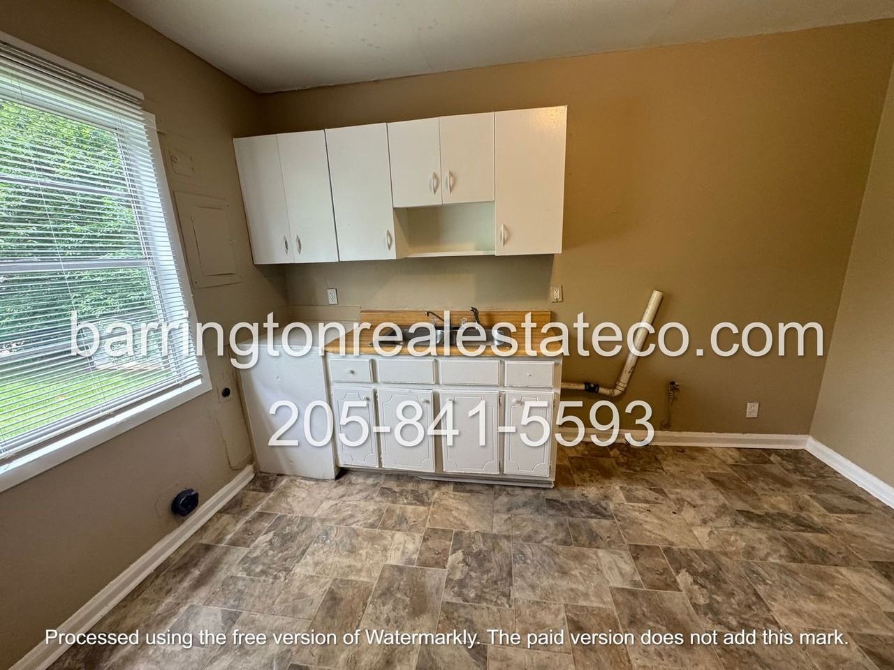 1224 Maple St #4 - Photo 3 of 4