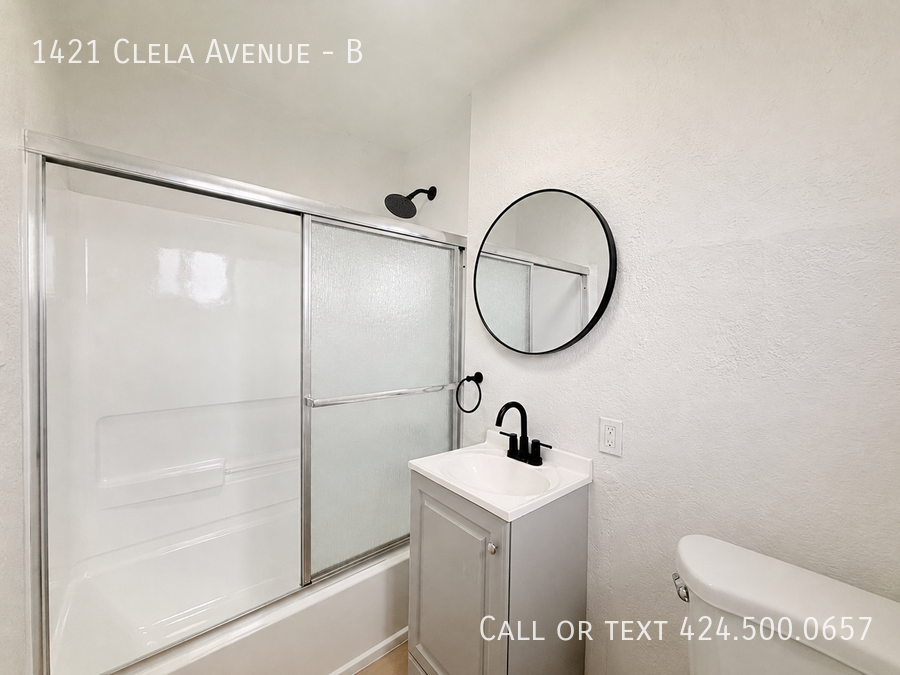 1421 Clela Ave #B - Photo 6 of 11