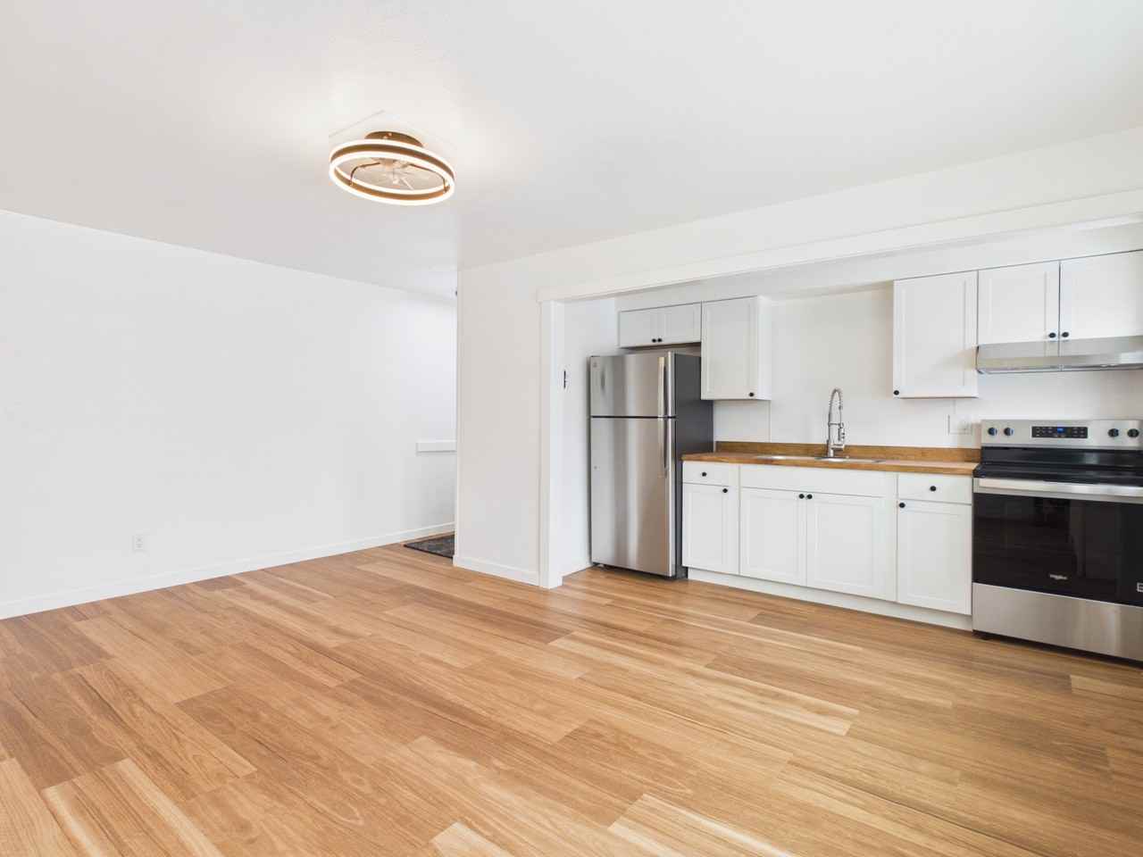 925 Gilmore St #B - Photo 5 of 17