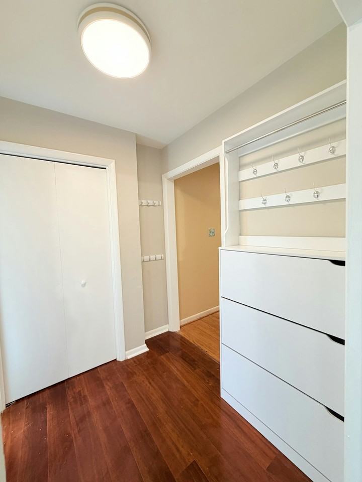 4709 Tamworth Court - Photo 6 of 25