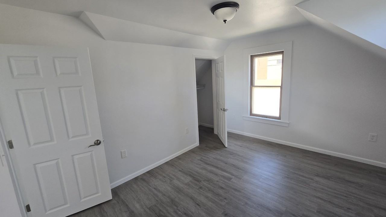 510 Birch Street - Photo 6 of 14