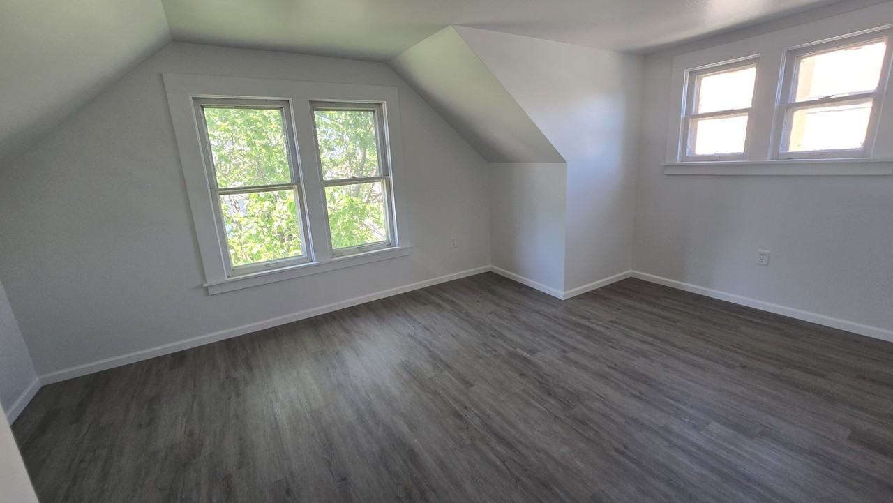 510 Birch Street - Photo 7 of 14
