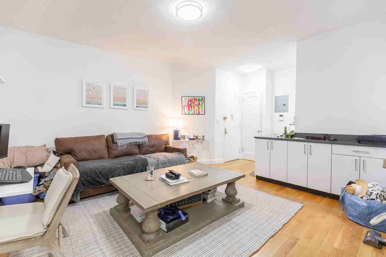 26 Grove St #EV4A - Photo 6 of 11