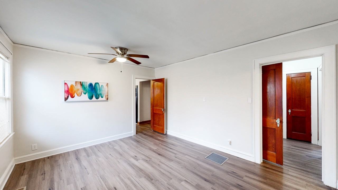 3327 Sims St - Photo 7 of 13