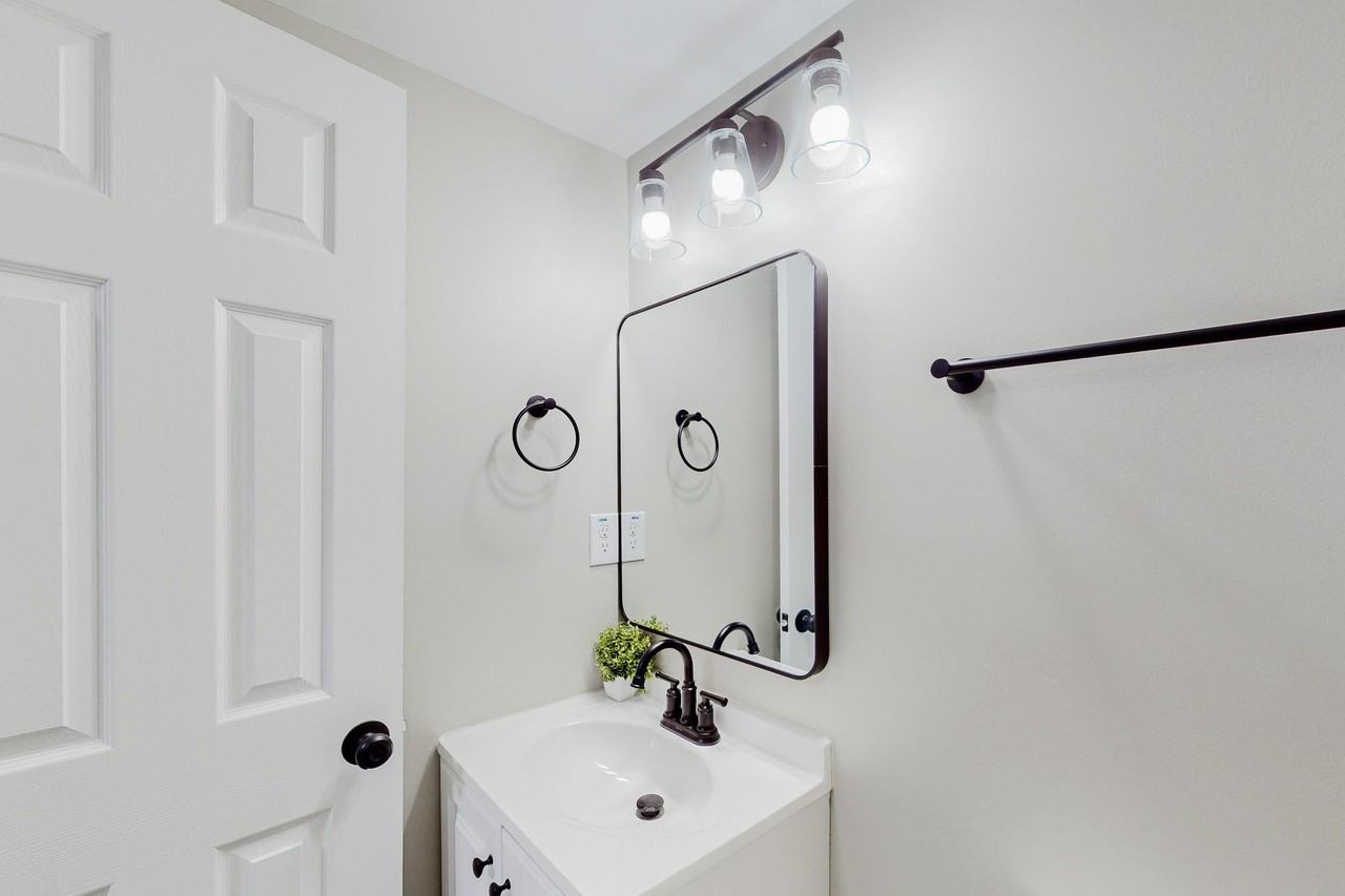 2155 Rhinehill Rd Se #1 - Photo 4 of 14