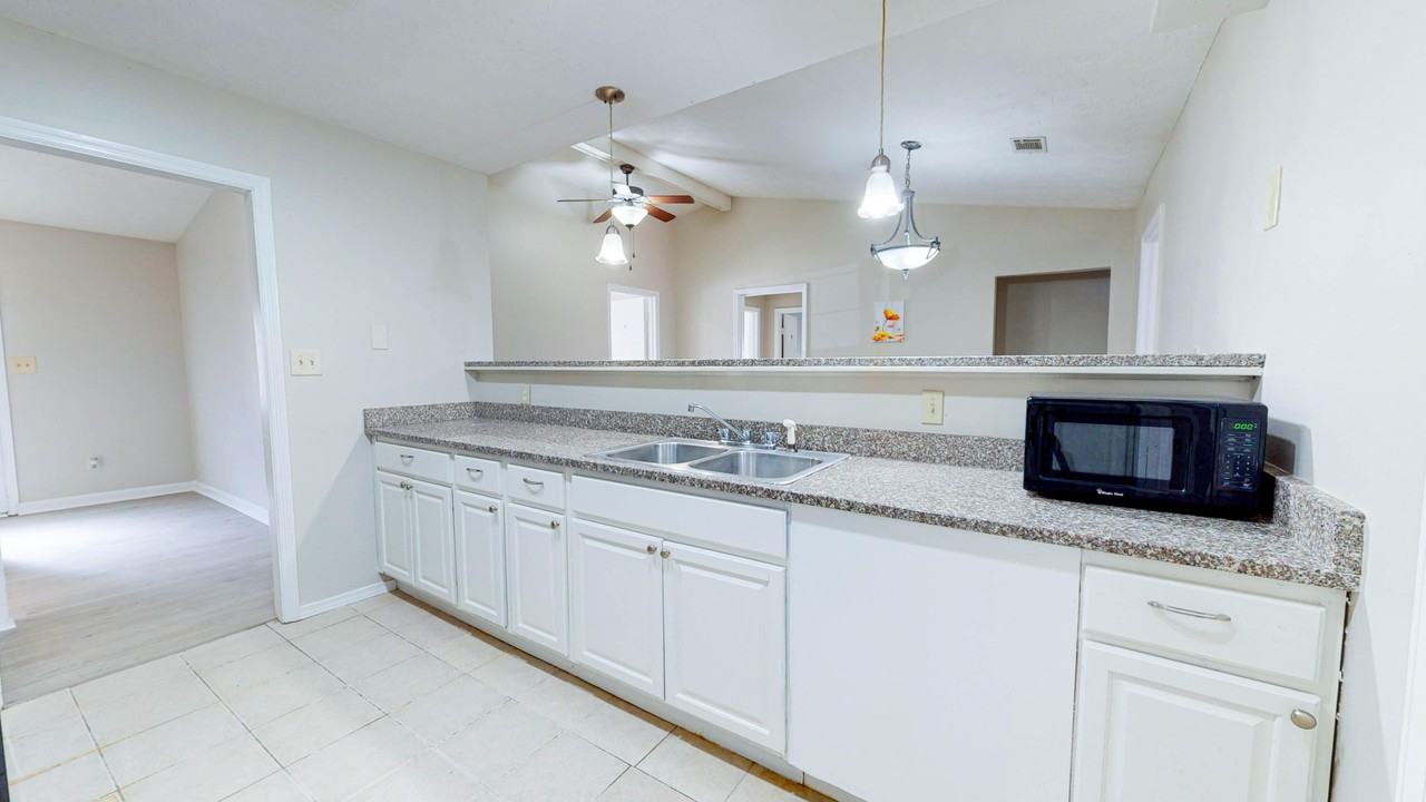 6189 Charring Cross Ct - Photo 7 of 19