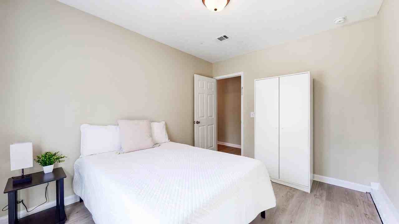 1867 Petite Ln - Photo 3 of 13