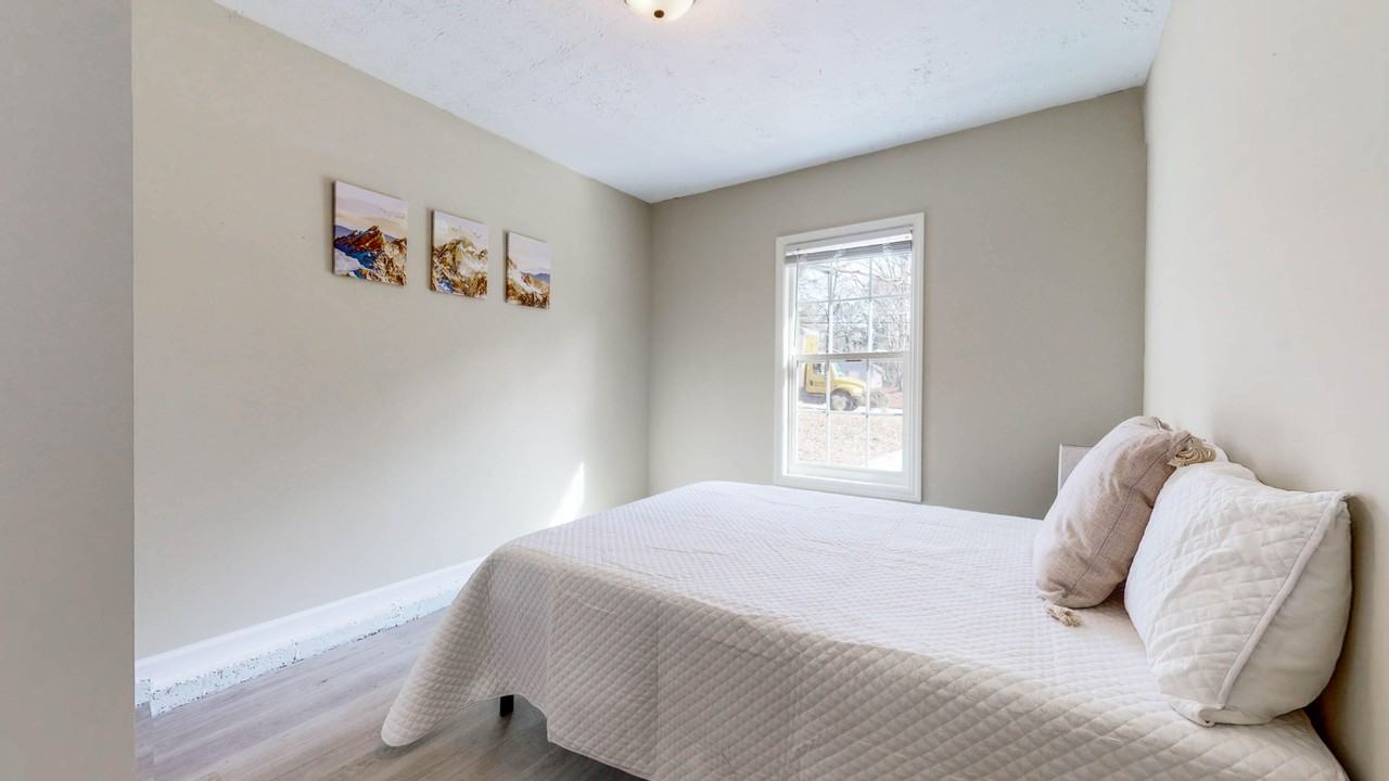 1867 Petite Ln - Photo 4 of 13