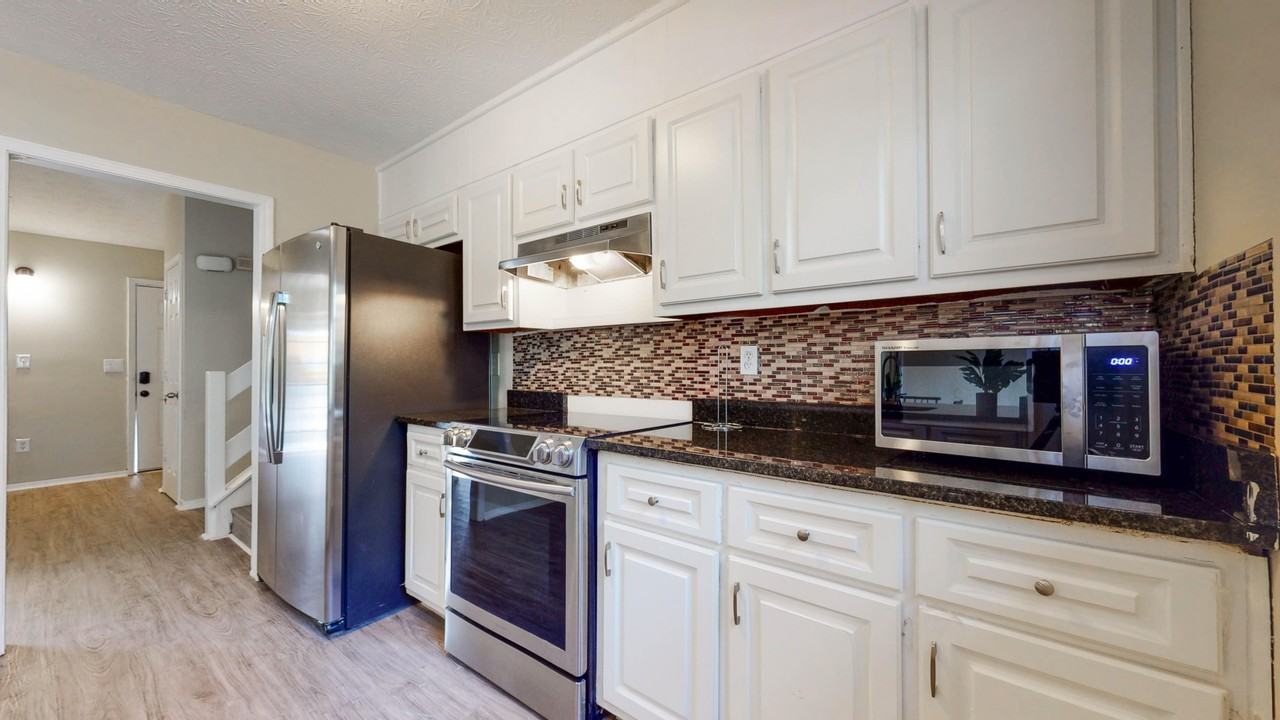 1867 Petite Ln - Photo 7 of 13