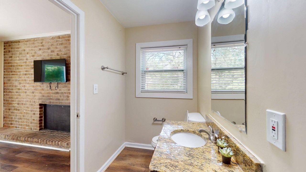 2897 Leisure Woods Ln - Photo 6 of 20
