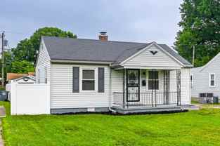 2232 East Riverside Drive - Photo 1 of 1