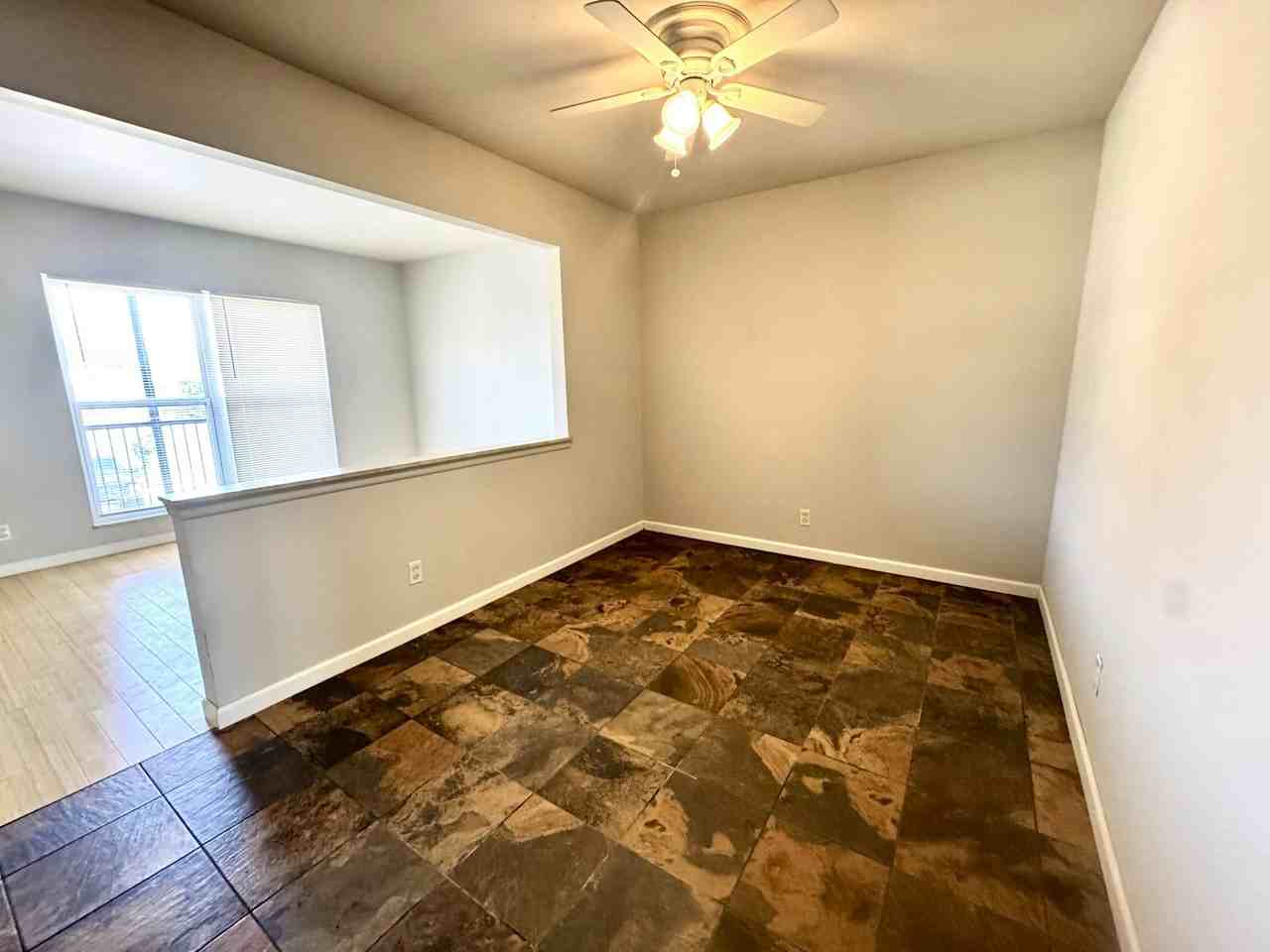 5225 Southwest Avenue, Unit 206 - Photo 7 of 27