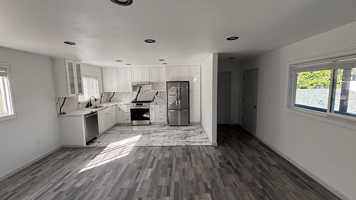 featured image of 1035 Adams St