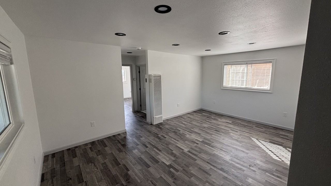 1035 Adams Street, Unit 4 - Photo 6 of 8