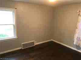 featured image of 11303 Mccracken Rd