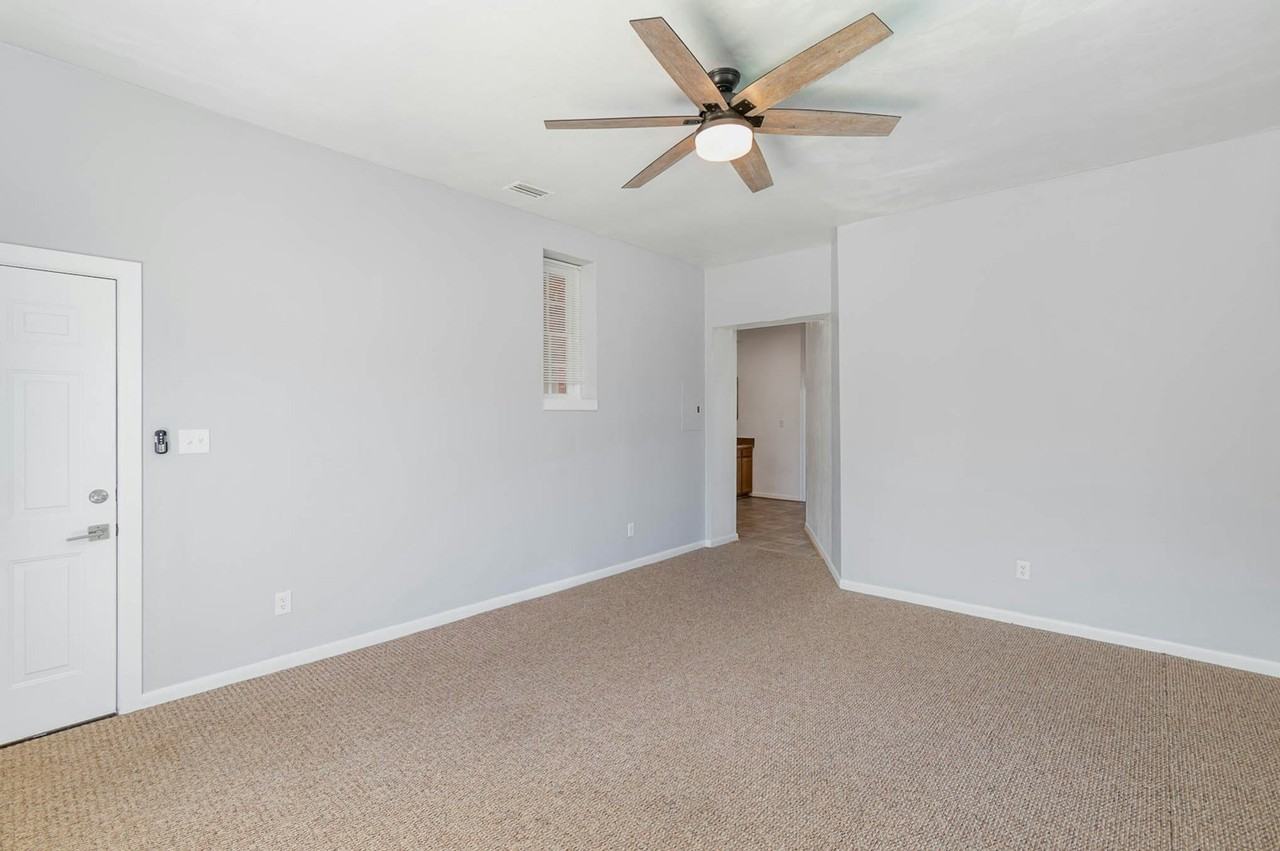 318 North Main Street, Unit K - Photo 2 of 16