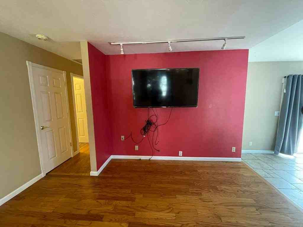 1877 Camacho Way - Photo 4 of 17