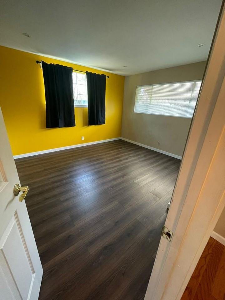 1877 Camacho Way - Photo 7 of 17