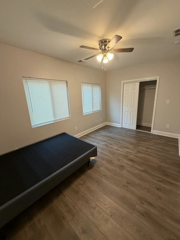 738 M Street - Photo 6 of 24