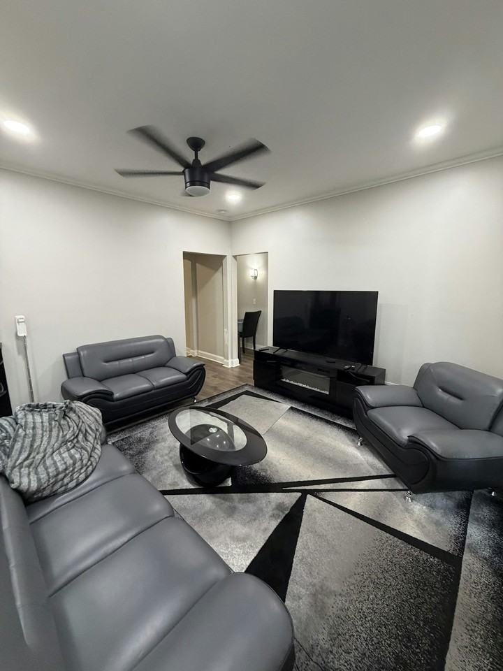 738 M Street - Photo 7 of 24