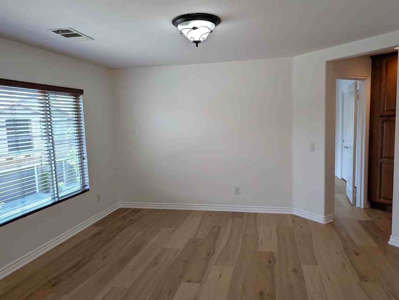 19335 Laroda Ln #1 - Photo 7 of 33