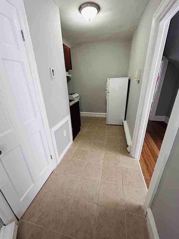 1221 Lindley Ave #3 - Photo 3 of 11