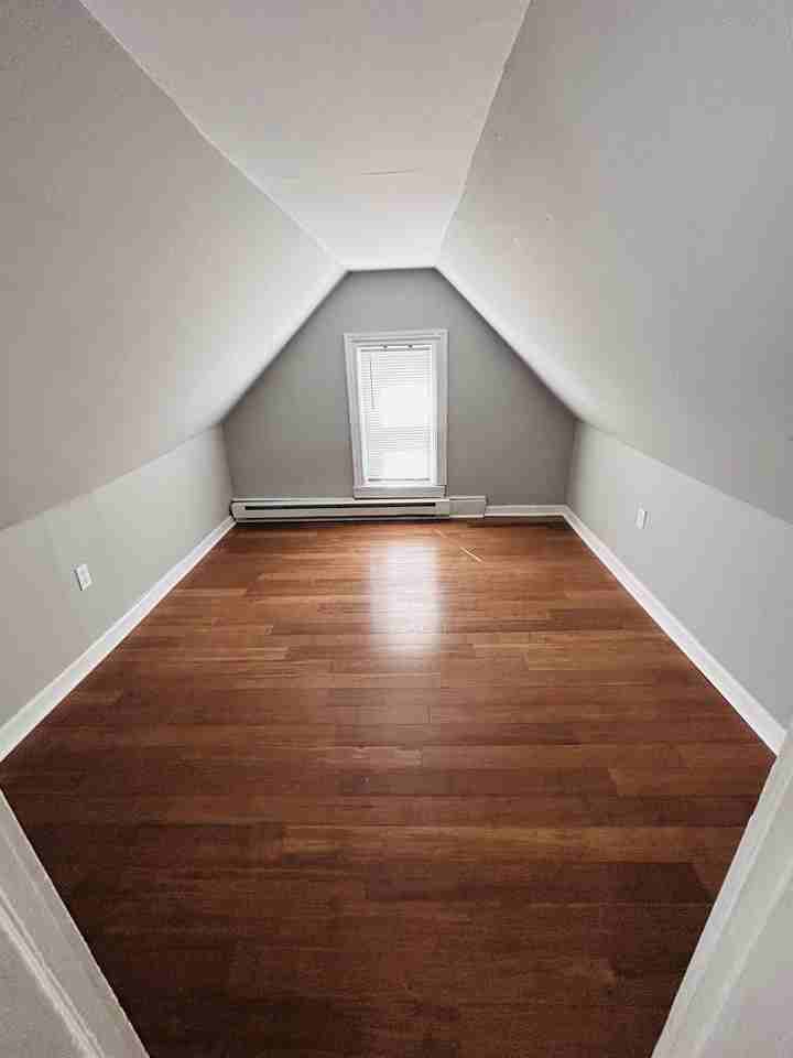 1221 Lindley Ave #3 - Photo 7 of 11