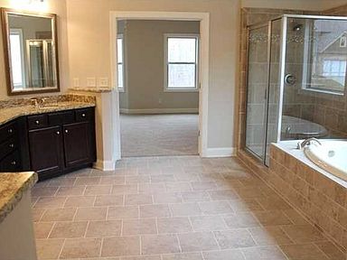 1521 Ashbury Park Dr - Photo 4 of 21