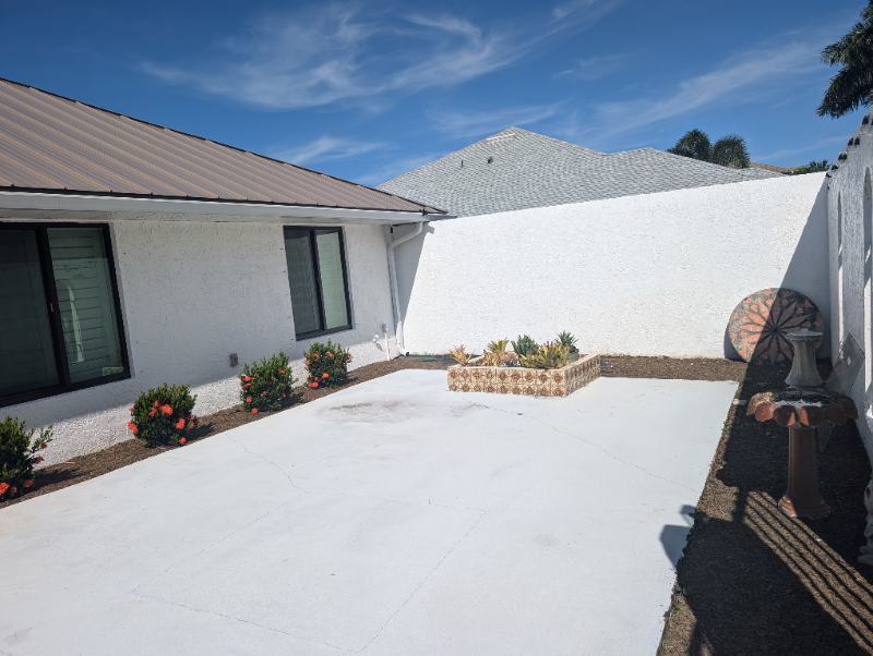 430 Se Calmoso Dr Port St. Lucie - Photo 3 of 17